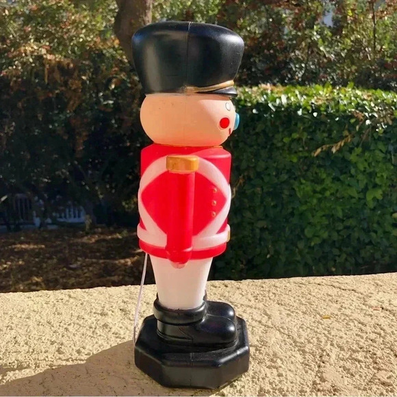 Christmas Blow Mold Toy Solider NWT - Picture 4 of 6